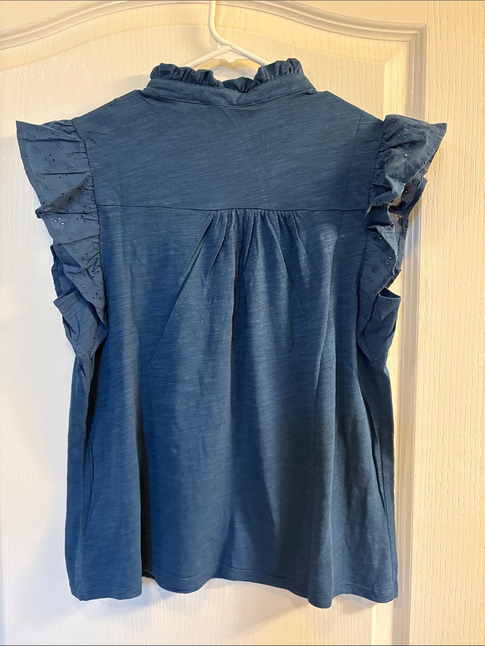 Blue Eyelet Ruffle Sleeve Top | Vintage America - Picture 3 of 13